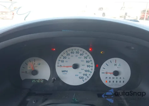 2006 Chrysler Town & Country from USA, damaged, VIN 1A4GP45R96B728061